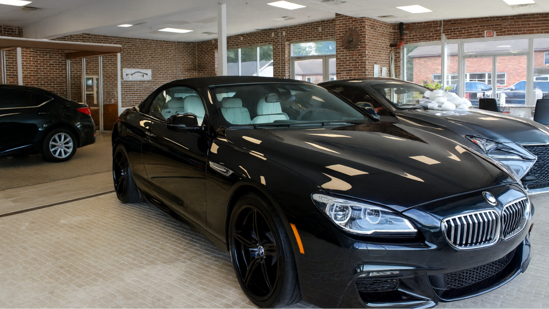 PRISTINE CARS & TRUCKS Home Hero Image 6
