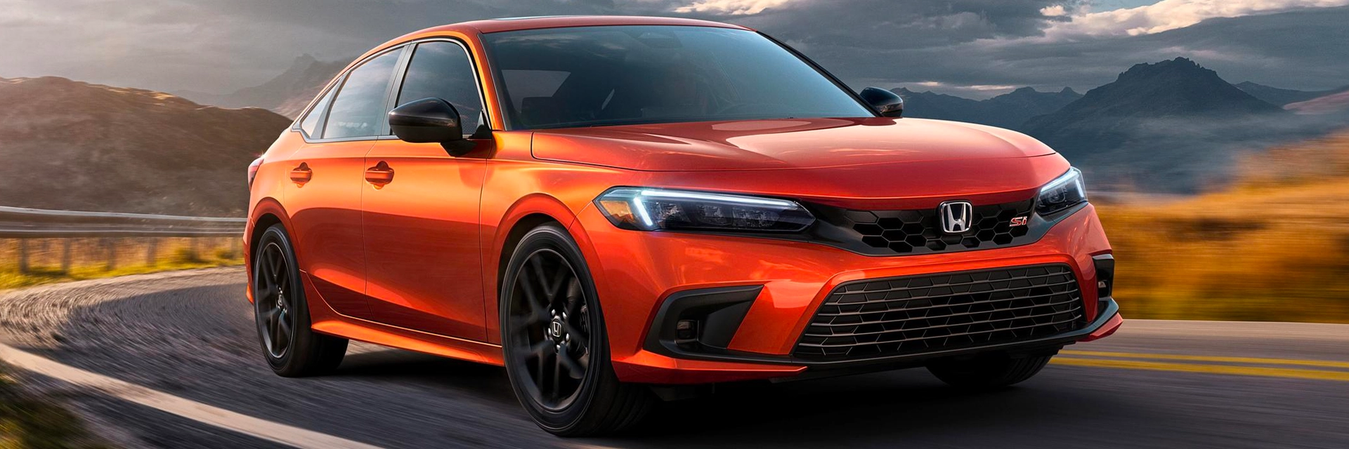AMERICAN AUTO CREDIT Home Hero Image 3