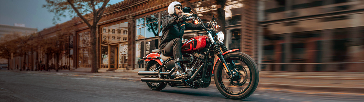 DREAM RIDES VEHICLE SALES Home Hero Image 3